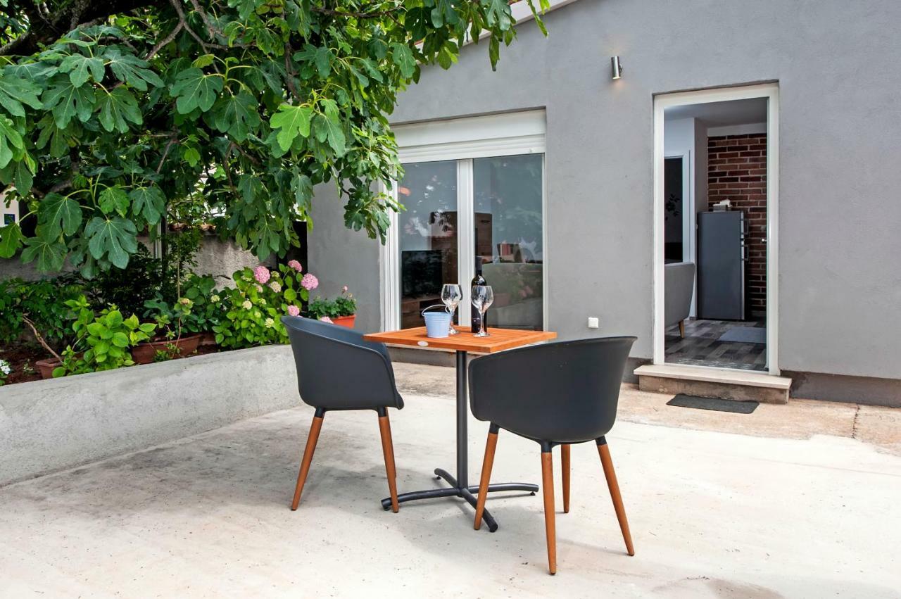 Paola Cozy Apartment Rovinj Extérieur photo